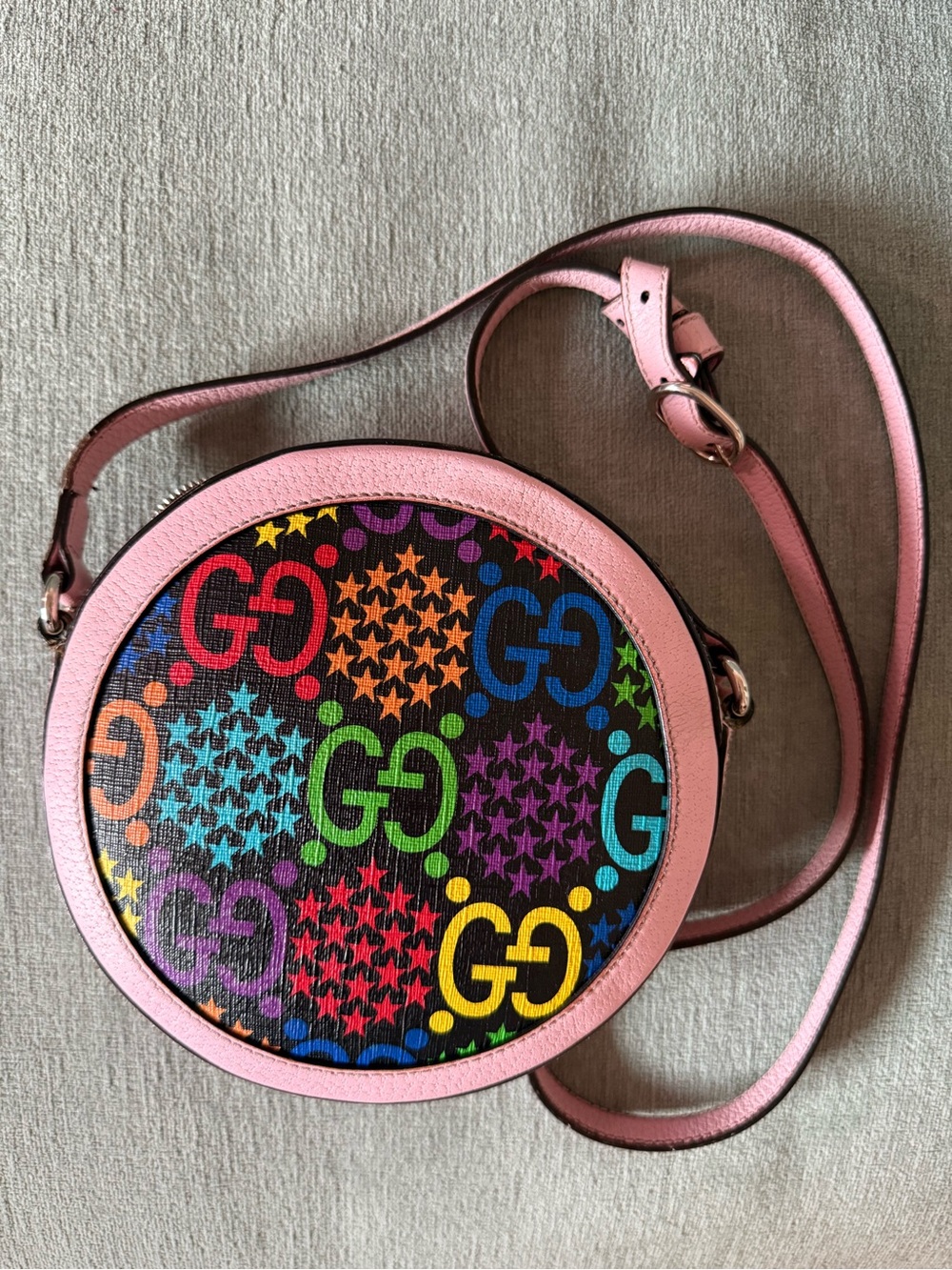 Authentic Gucci GG Supreme Colorful Monogram Circle Bag